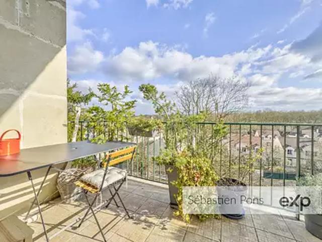 Villepreux 78450 Achat / Vente appartement 4 pièces t4 au dernier étage parking