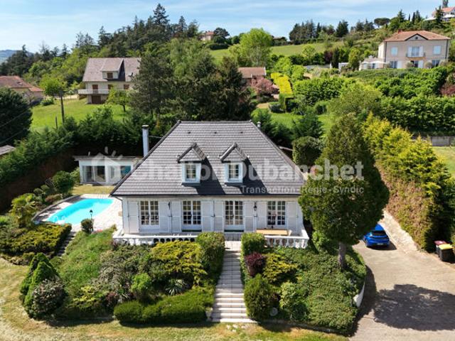 Villerest, Maison île de France de 188.29 m²