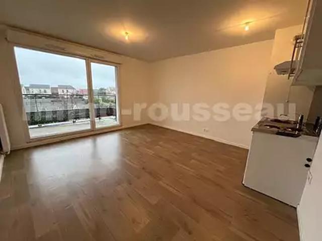 Villeron 95380 Location appartement 1 pièce t1 parking