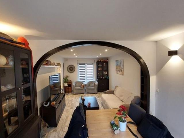 VILLERS SUR FERE Maison de type 4 de 81 M² avec garage et jardin. Loyer 750€/mois