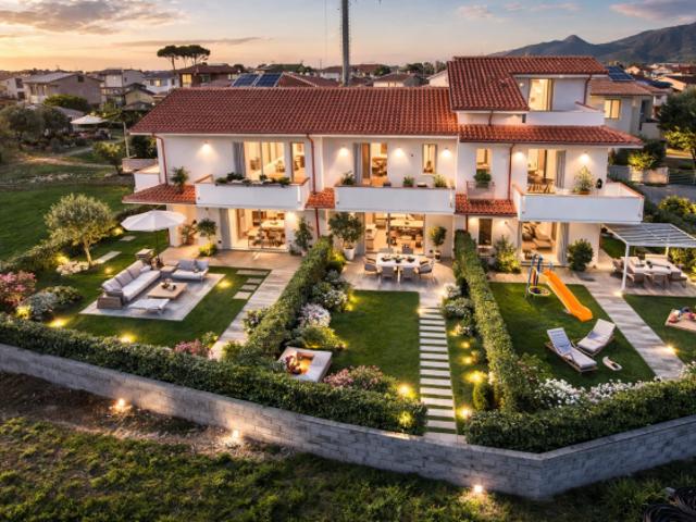 Villetta trifamiliare in vendita a Fornacette Calcinaia 130 mq Rif: 1387764