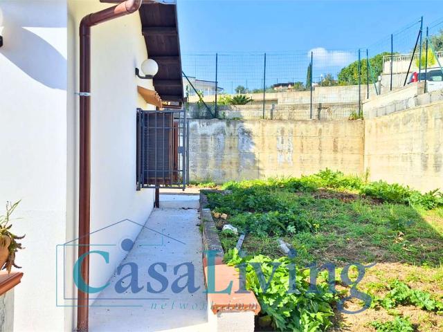 Villetta unifamiliare arredata con giardino di 800 mq – Monreale