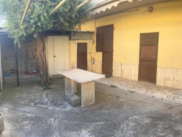 Villetta a schiera angolare in vendita a Ponsacco 100 mq Rif: 1421633