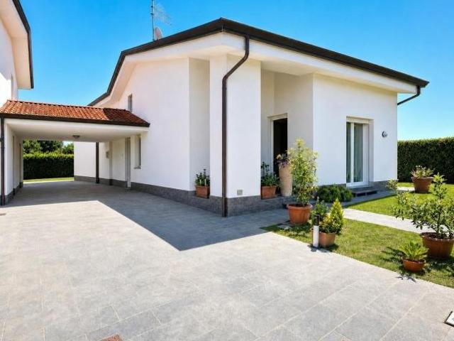 Casa singola in vendita a San Cassiano a Vico Lucca 230 mq Rif: 1421966