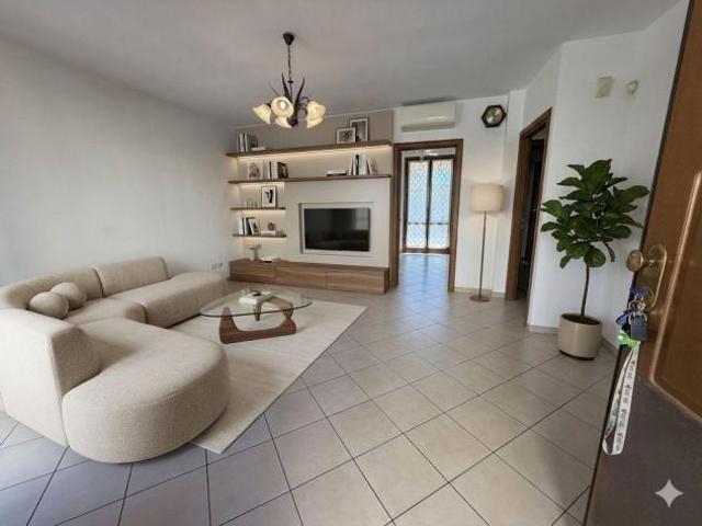 Villetta a schiera angolare in vendita a San Frediano a Settimo Cascina 120 mq Rif: 1409491