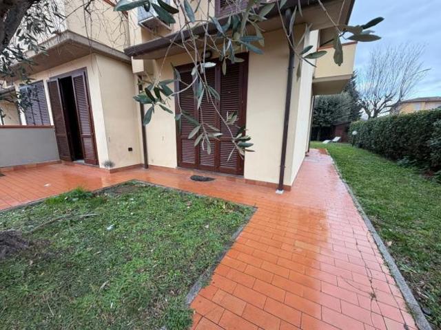 Villetta a schiera angolare in vendita a San Frediano a Settimo Cascina 120 mq Rif: 1376989