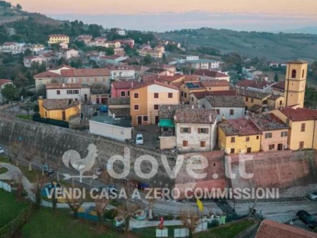 Villetta a schiera di 100 m con 4 locali in vendita a Tavullia