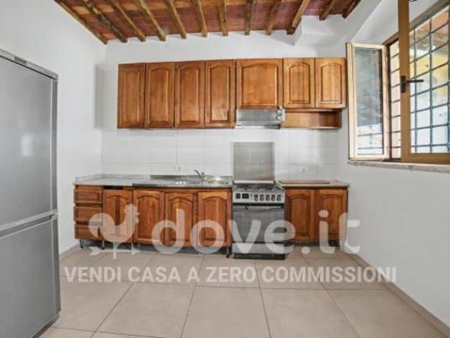 Villetta a schiera di 170 m con 5 locali e posto auto in vendita a Lucca [rif. DV 12992]