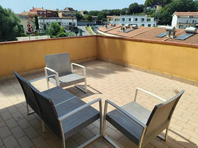 Villetta a schiera in affitto a Montelibretti RM