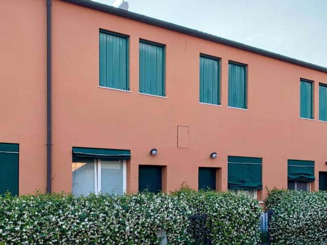 Villetta a schiera in affitto a Ferrara FE