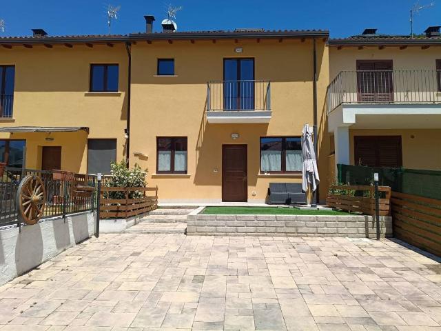Villetta a schiera in affitto a Pizzoli AQ