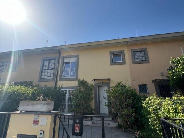 Villetta a schiera in affitto a Roma RM