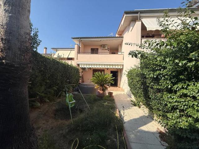 Villetta a schiera in affitto a Santa Marinella RM