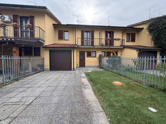 Villetta a schiera in affitto a Vistarino PV
