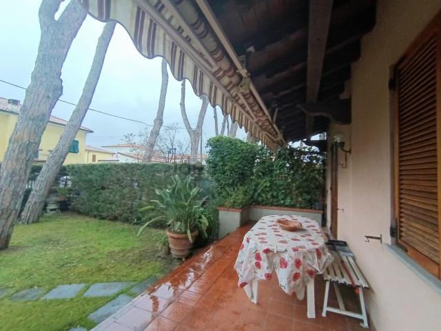 Villetta a schiera in affitto di 71 m² in Via Vittorio Veneto