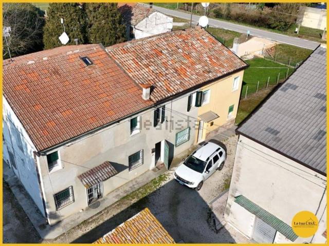 Villetta a schiera in affitto di 100 m² in Via Bova, 64