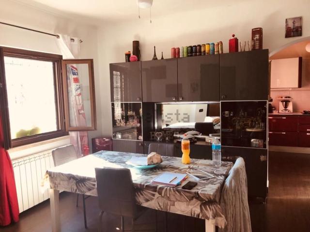 Villetta a schiera in affitto di 115 m² in Via Pompei