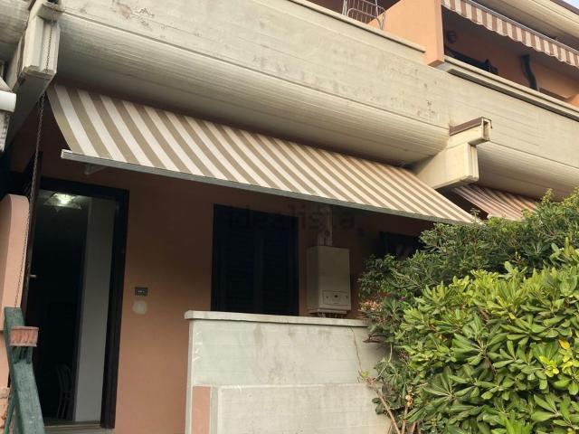 Villetta a schiera in affitto di 115 m² in Viale Roma, 383
