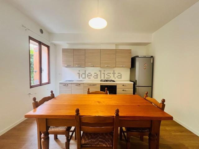 Villetta a schiera in affitto di 120 m² in Via Giuseppe Verdi