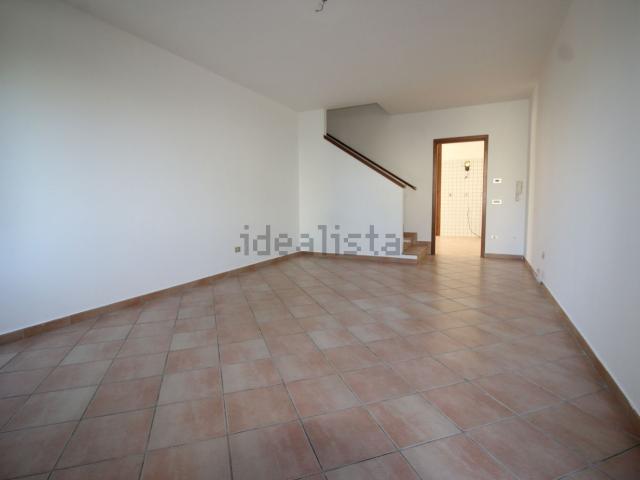 Villetta a schiera in affitto di 130 m²