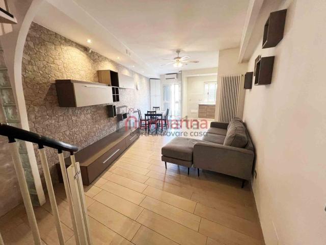 Villetta a schiera in affitto di 135 m² in Via Campanello, 32
