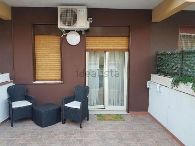 Villetta a schiera in affitto di 140 m² in Via Caterina Carbone, 82