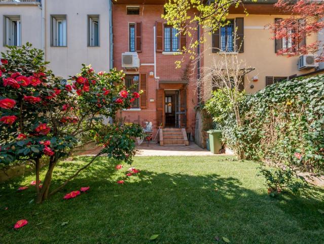 Villetta a schiera in affitto di 170 m² in Via Monte Generoso