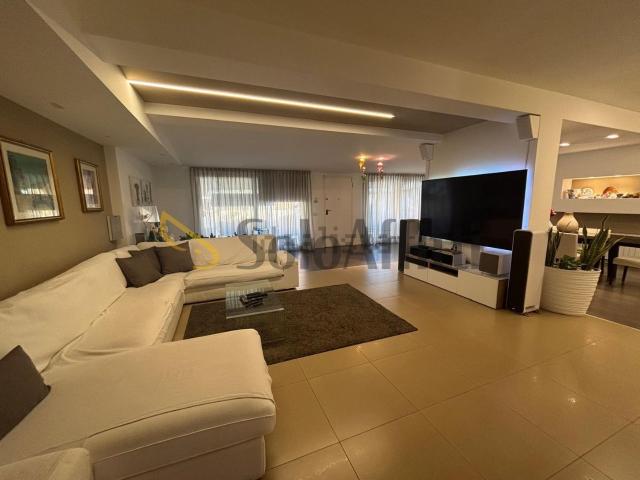 Villetta a schiera in affitto di 220 m² in Via XX Settembre, 17