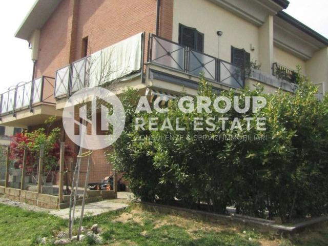 Villetta a schiera in affitto di 240 m² in Via San Giacomo