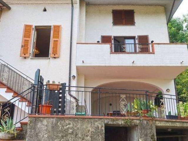 Villetta a schiera in vendita a Mulazzo MS