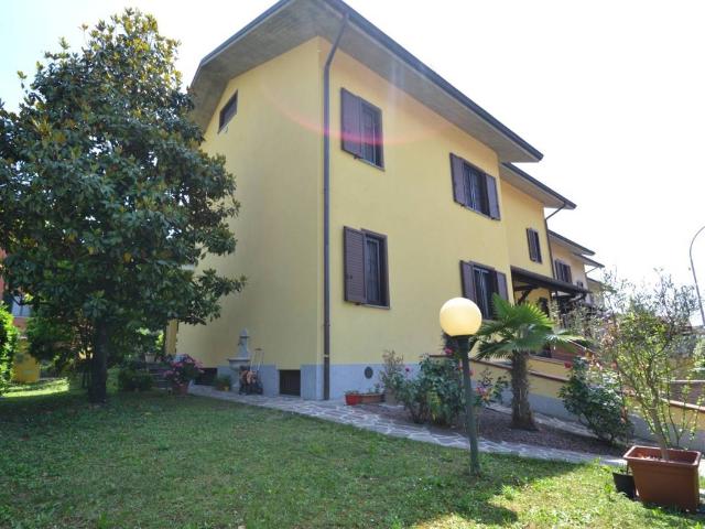 Villetta a schiera in vendita a Mulazzano LO