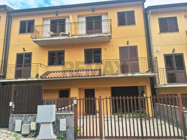 Villetta a schiera in vendita a Mascalucia CT