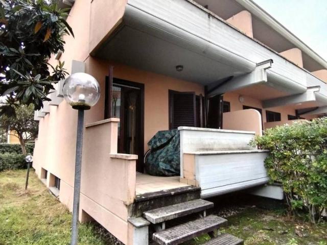Villetta a schiera in vendita a Massa MS