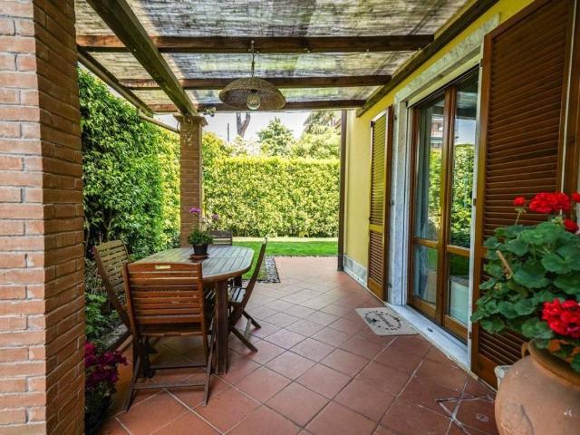 Villetta a schiera in vendita a Massa MS