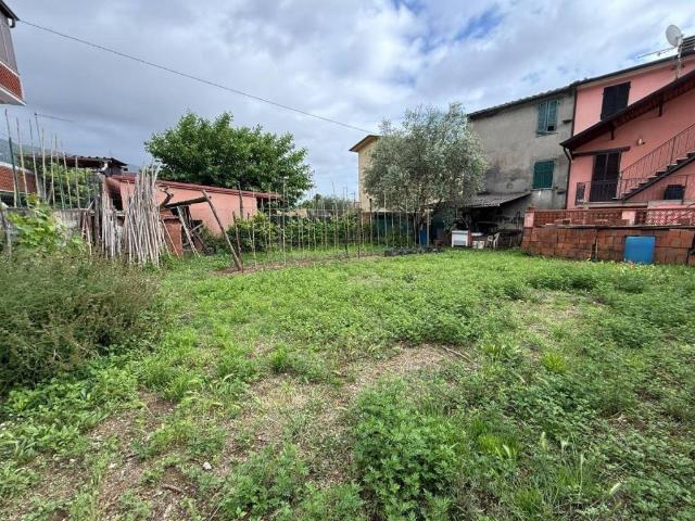 Villetta a schiera in vendita a Massa MS