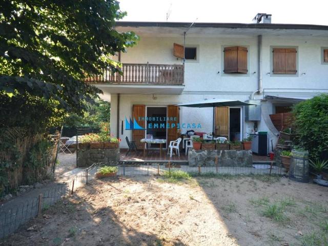Villetta a schiera in vendita a Massa MS