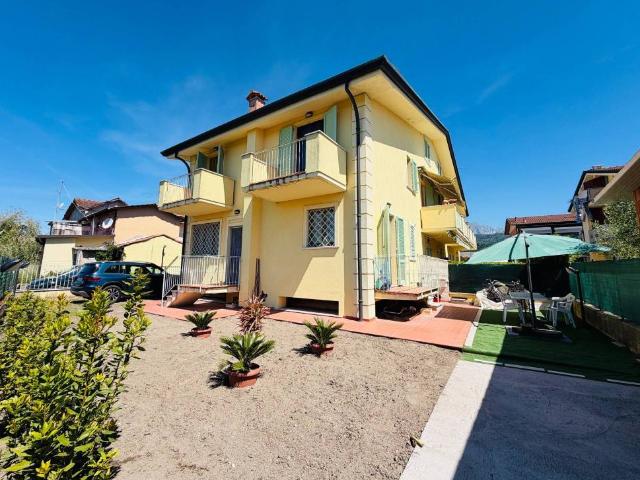 Villetta a schiera in vendita a Massa MS