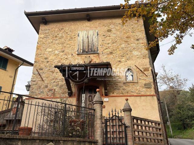 Villetta a schiera in vendita a Massarosa LU