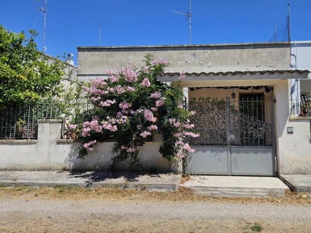 Villetta a schiera in vendita a Melendugno LE