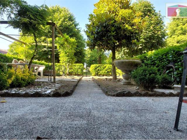 Villetta a schiera in Vendita a Modena