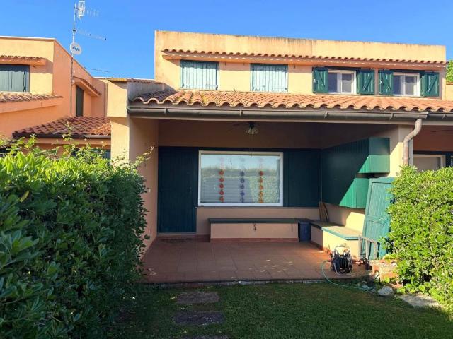 Villetta a schiera in vendita a Montalto di Castro VT