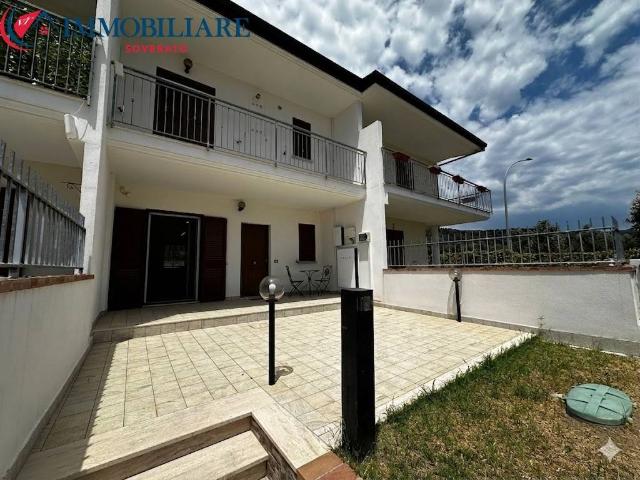 Villetta a schiera in vendita a Montepaone CZ