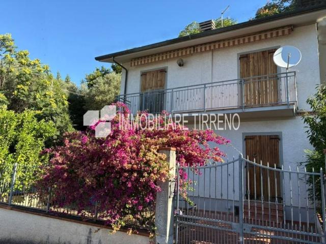 Villetta a schiera in vendita a Montignoso MS