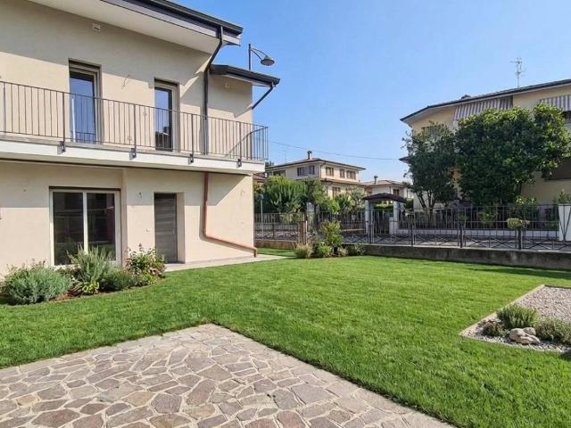Villetta a schiera in vendita a Mozzanica BG