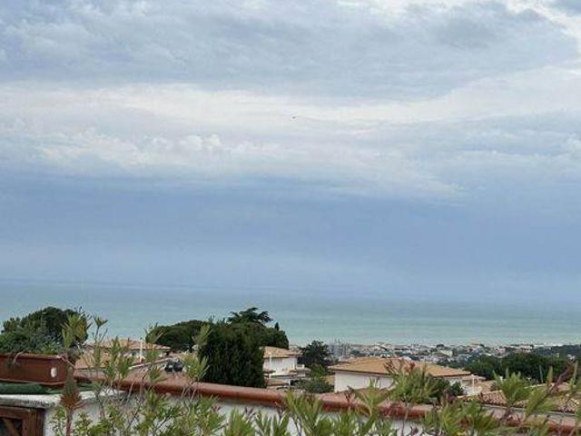 Villetta a schiera in vendita a Numana AN