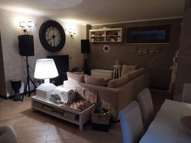 Villetta a schiera in vendita a Nepi VT