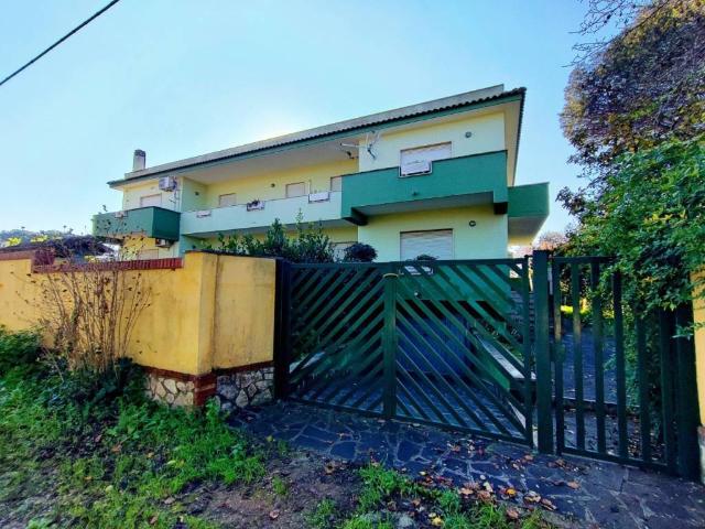 Villetta a schiera in vendita a Nettuno RM