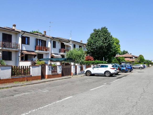 Villetta a schiera in vendita a Noviglio MI