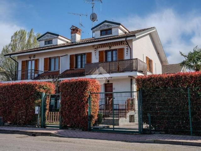 Villetta a schiera in vendita a Noviglio MI