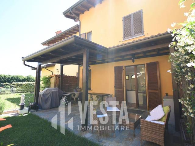 Villetta a schiera in vendita a Olgiate Molgora LC
